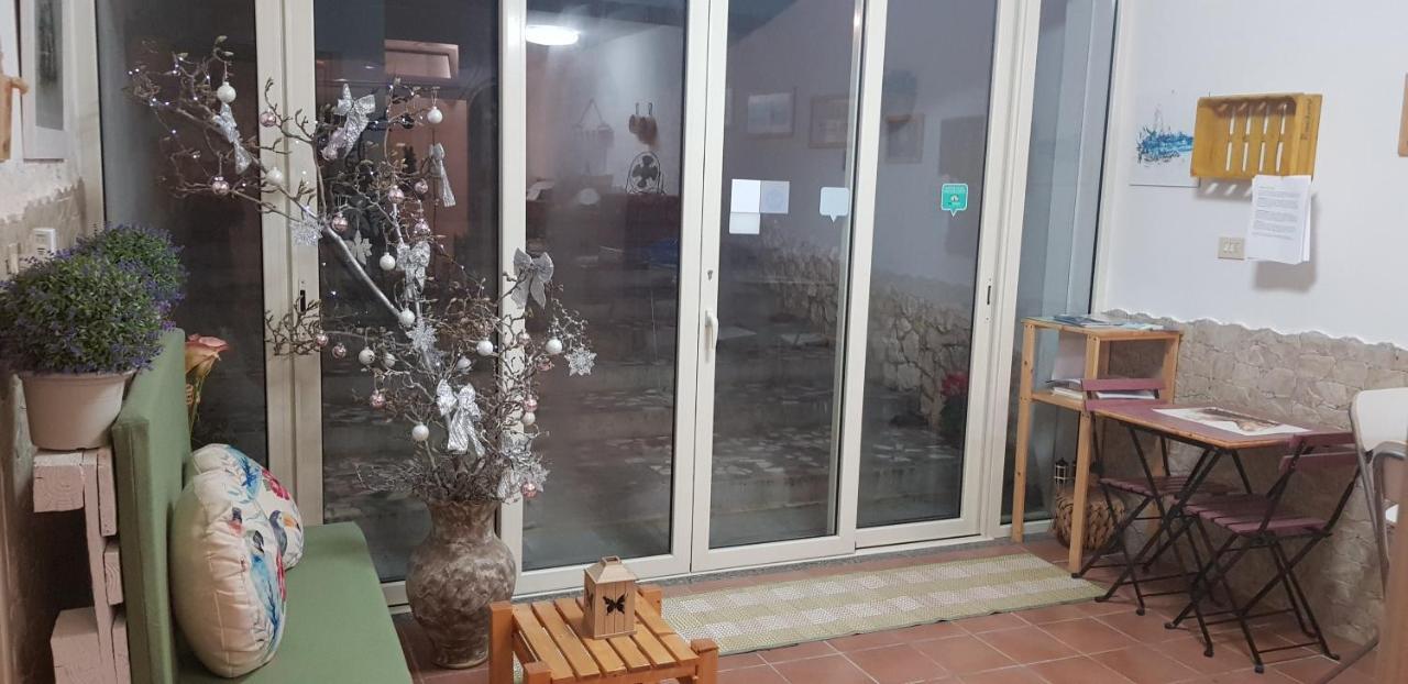 לינה וארוחת בוקר מלנדוניו La Macchia מראה חיצוני תמונה